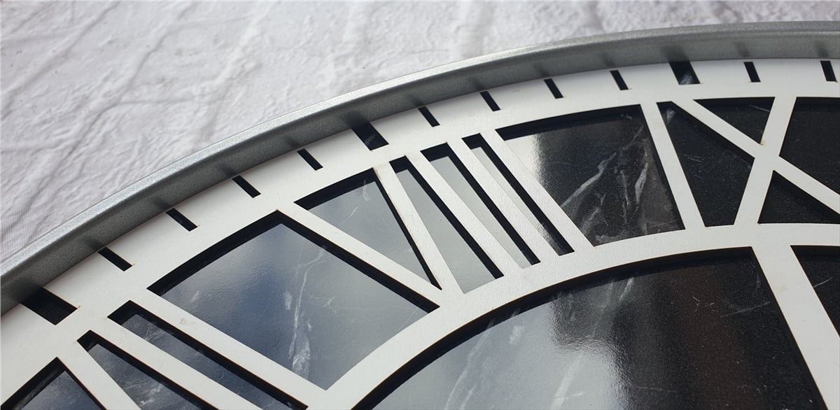 Markakanvas Gri  Metal Kasalı Mermer Desenli  Duvar Saati  ( Çap 50 cm -Çap 80 cm )