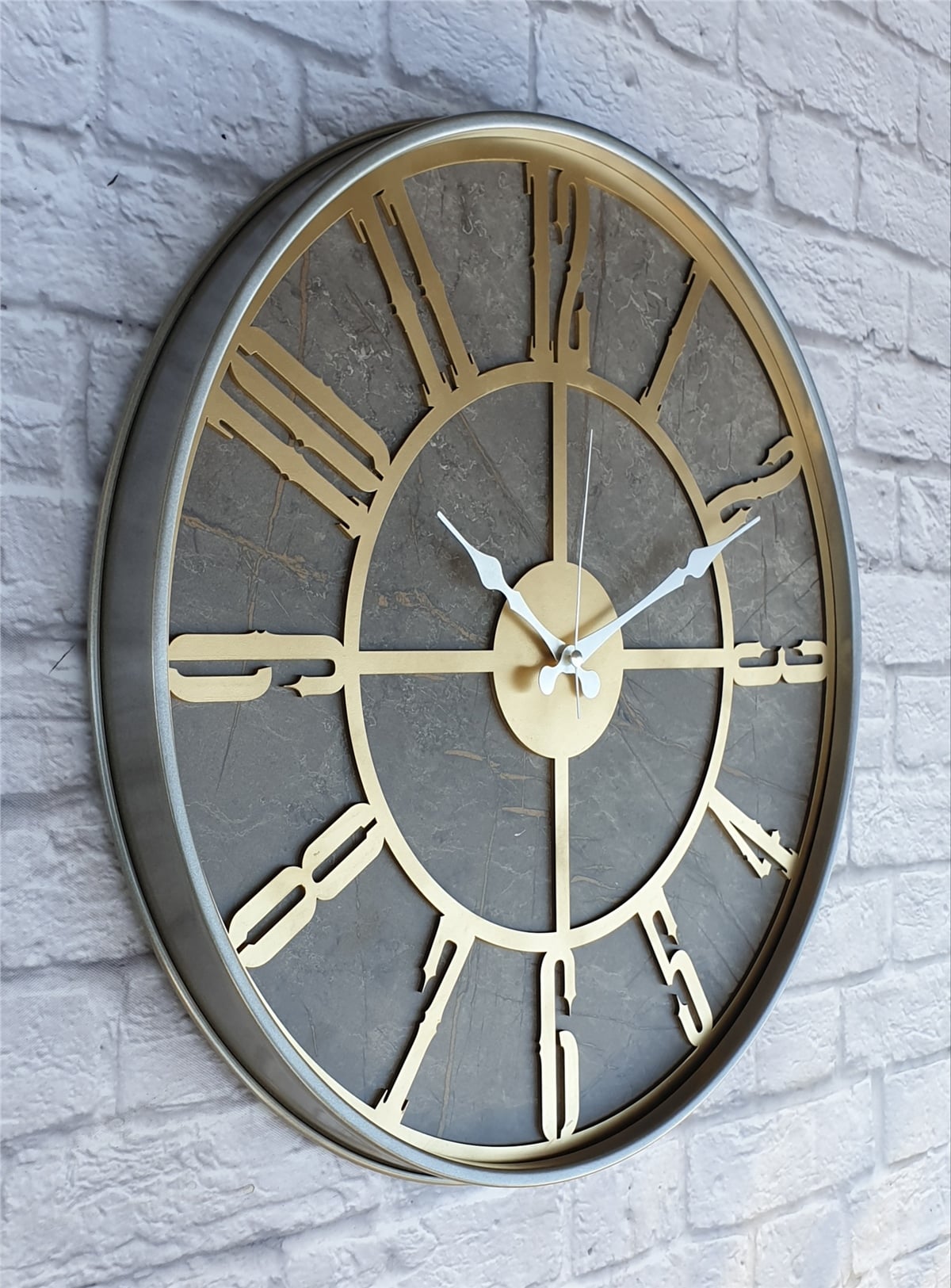 Markakanvas Gri  Metal Kasalı Mermer Desenli  Duvar Saati  ( Çap 50 cm -Çap 80 cm )