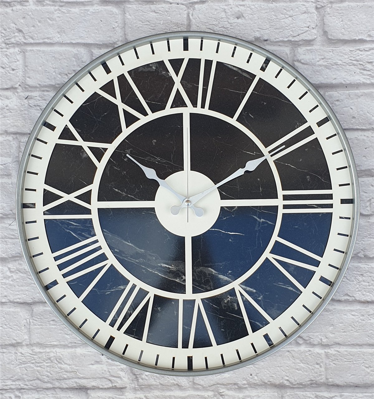 Markakanvas Gri  Metal Kasalı Mermer Desenli  Duvar Saati  ( Çap 50 cm -Çap 80 cm )