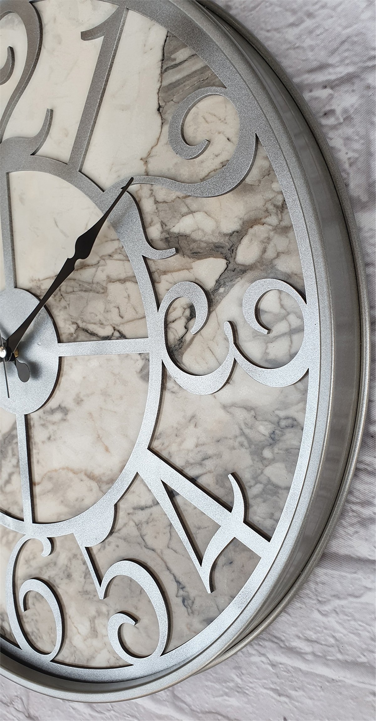 Markakanvas Gri Metal Kasalı Mermer Desenli  Duvar Saati  ( Çap 50 cm -Çap 80 cm )