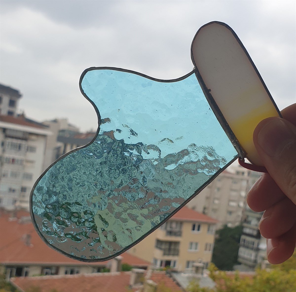 Markakanvas Mavi,Beyaz Yılbaşı Eldiveni cam vitray 13x8cm 