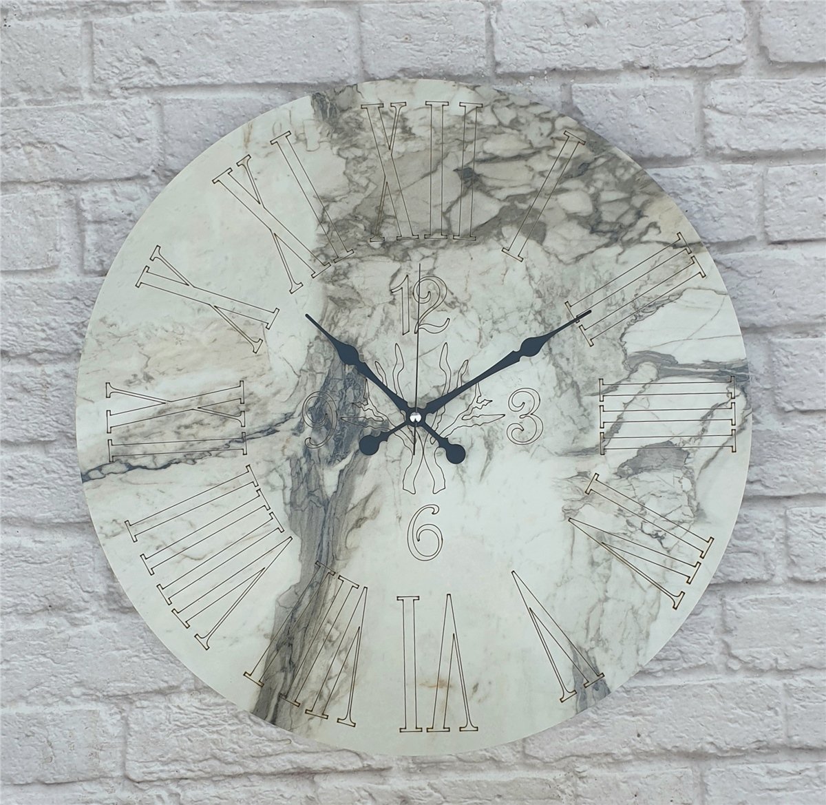 Markakanvas Mermer Desenli ,Çizgi Rakamlı Duvar Saati Çap 50 cm