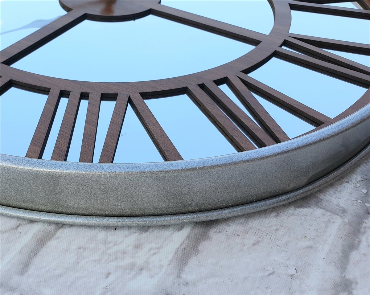 Markakanvas Metalik Gri Renkli Metal Kasalı Aynalı Duvar Saati Çap 40 cm - Çap 50 cm