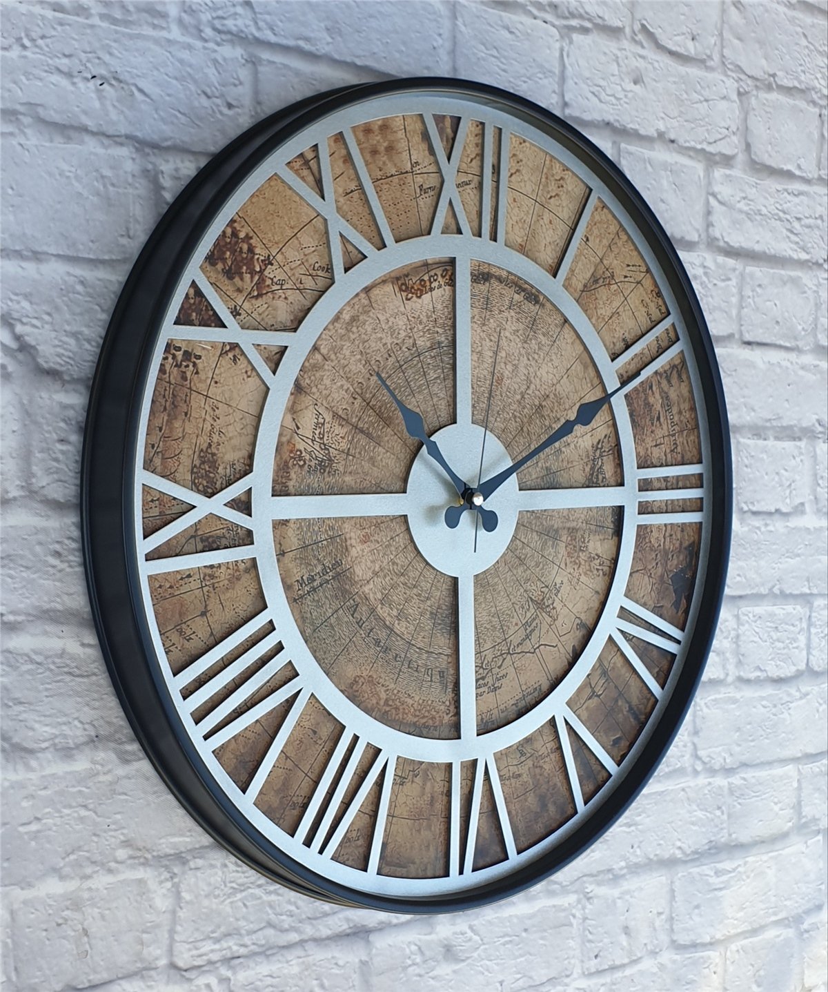 Markakanvas Siyah Metal Kasalı Eski Dünya Haritalı Duvar Saati  (Çap 50 cm - 80 cm )