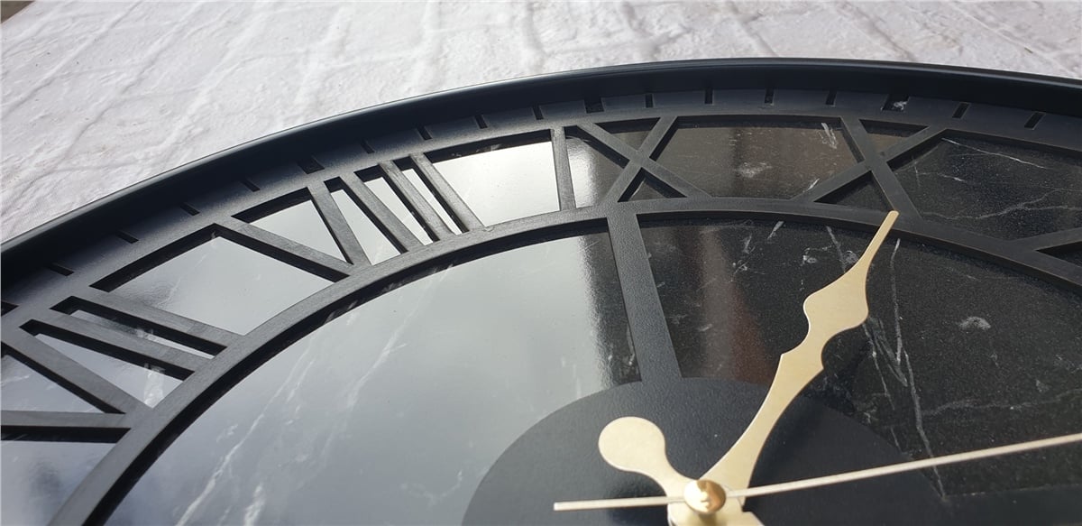 Markakanvas Siyah Metal Kasalı Mermer Desenli  Duvar Saati  ( Çap 50 cm -Çap 80 cm )