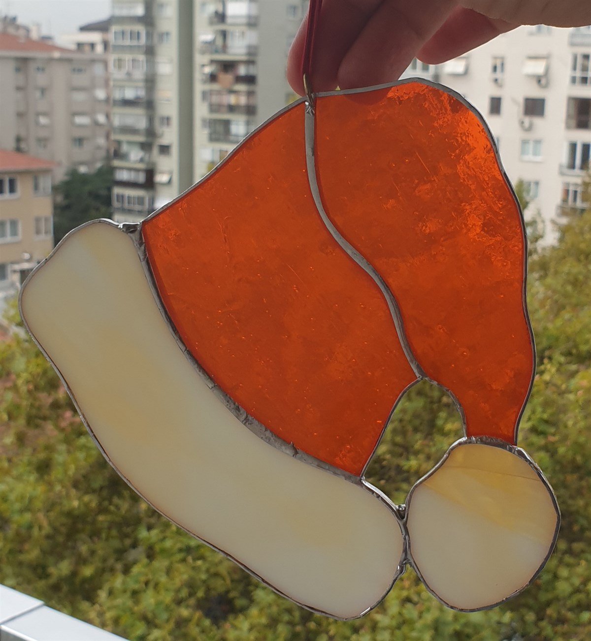 Markakanvas Turuncu ,beyaz Yılbaşı Şapkası cam vitray 16x16cm 