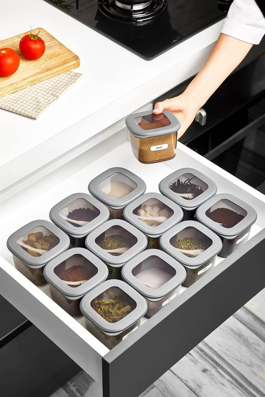 Mihel Poly 12'li 550ml Kare Saklama Kabı FÜME (Kaşık Sticker Hediyeli)