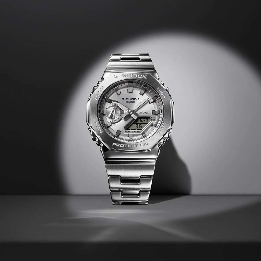 CASIO GM-2110D-7ADR