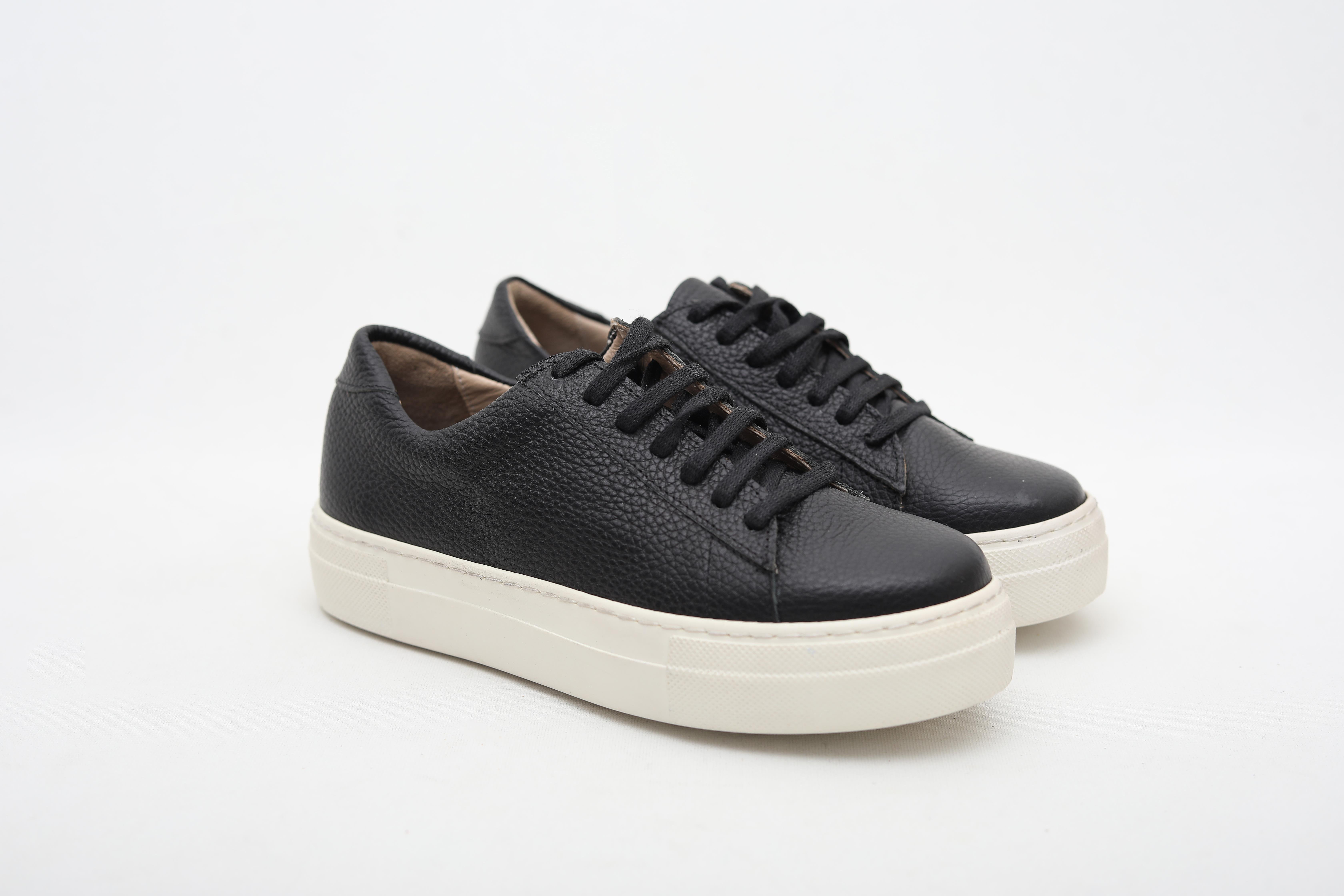 SİYAH DERİ SNEAKER