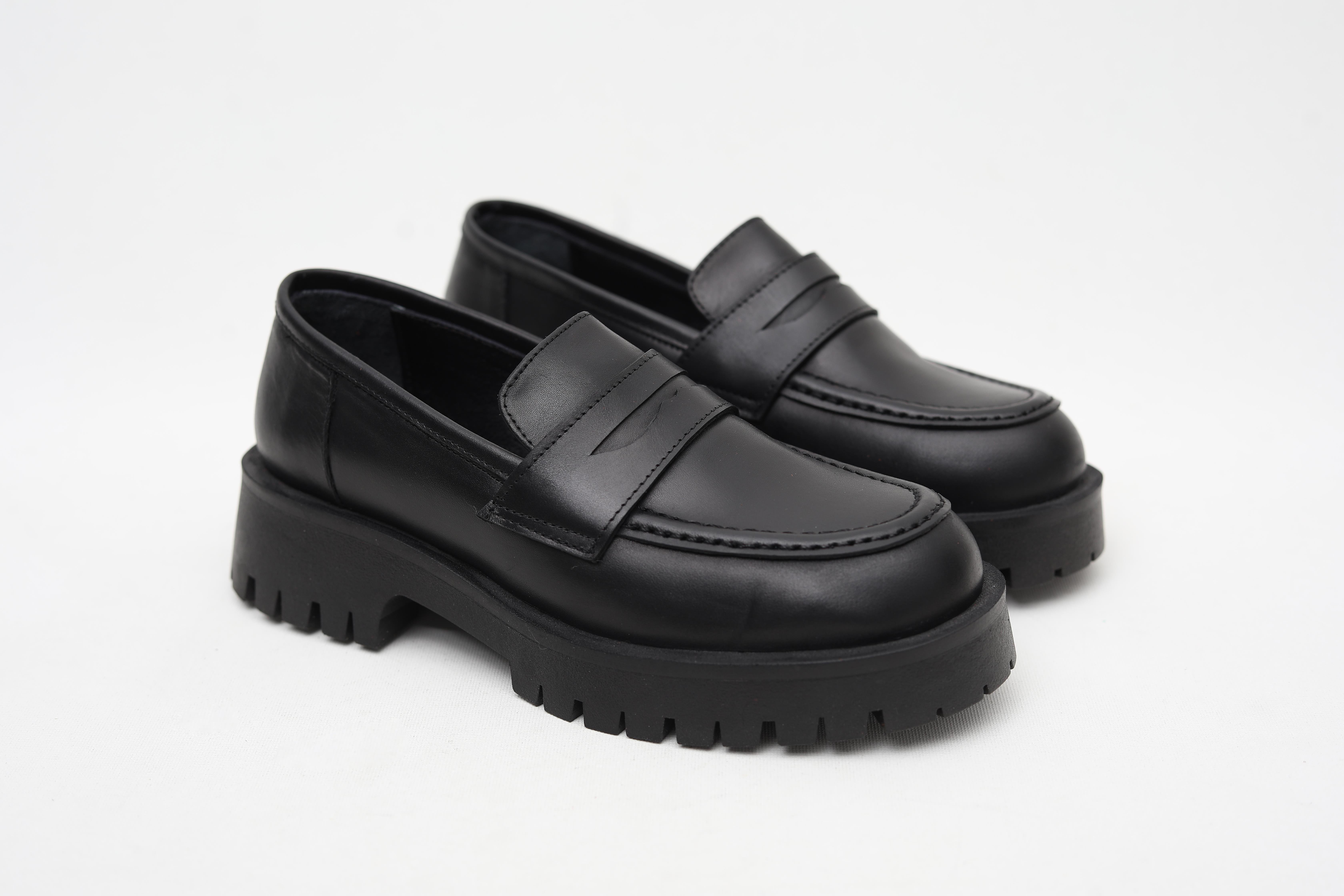 SİYAH KALIN TABAN LOAFER