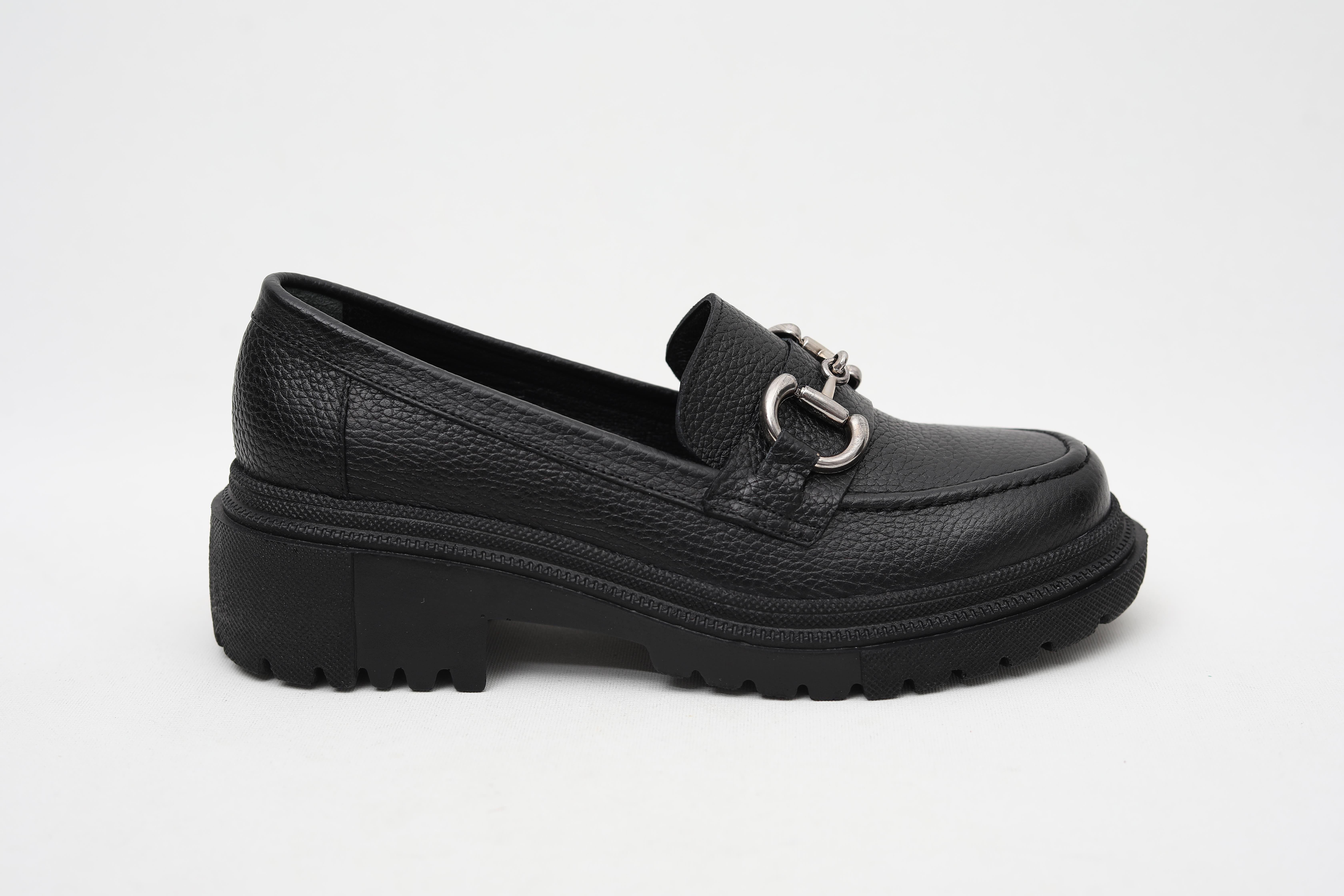 SİYAH TOKALI HAKİKİ DERİ KALIN TABAN LOAFER