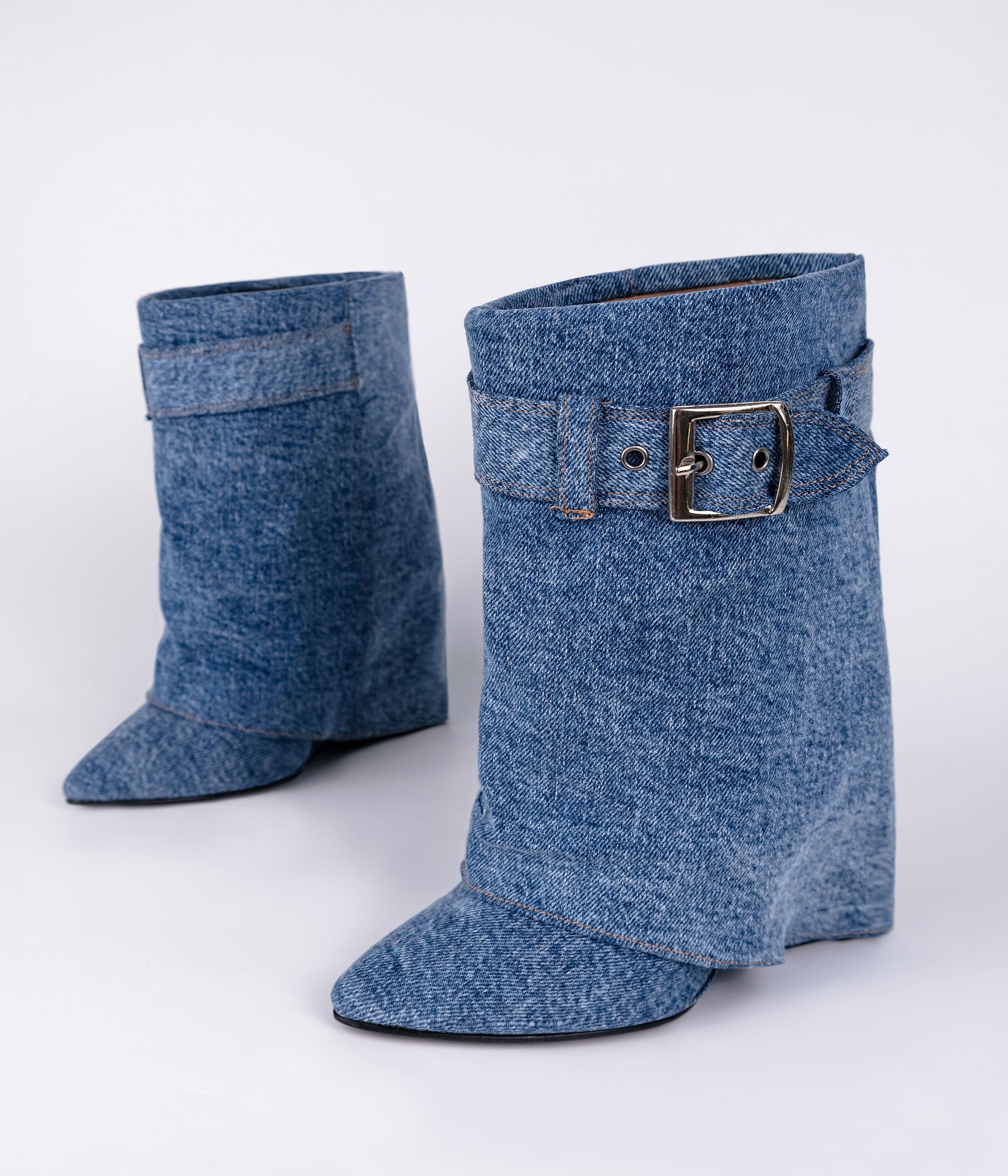 Ashley Denim Bot