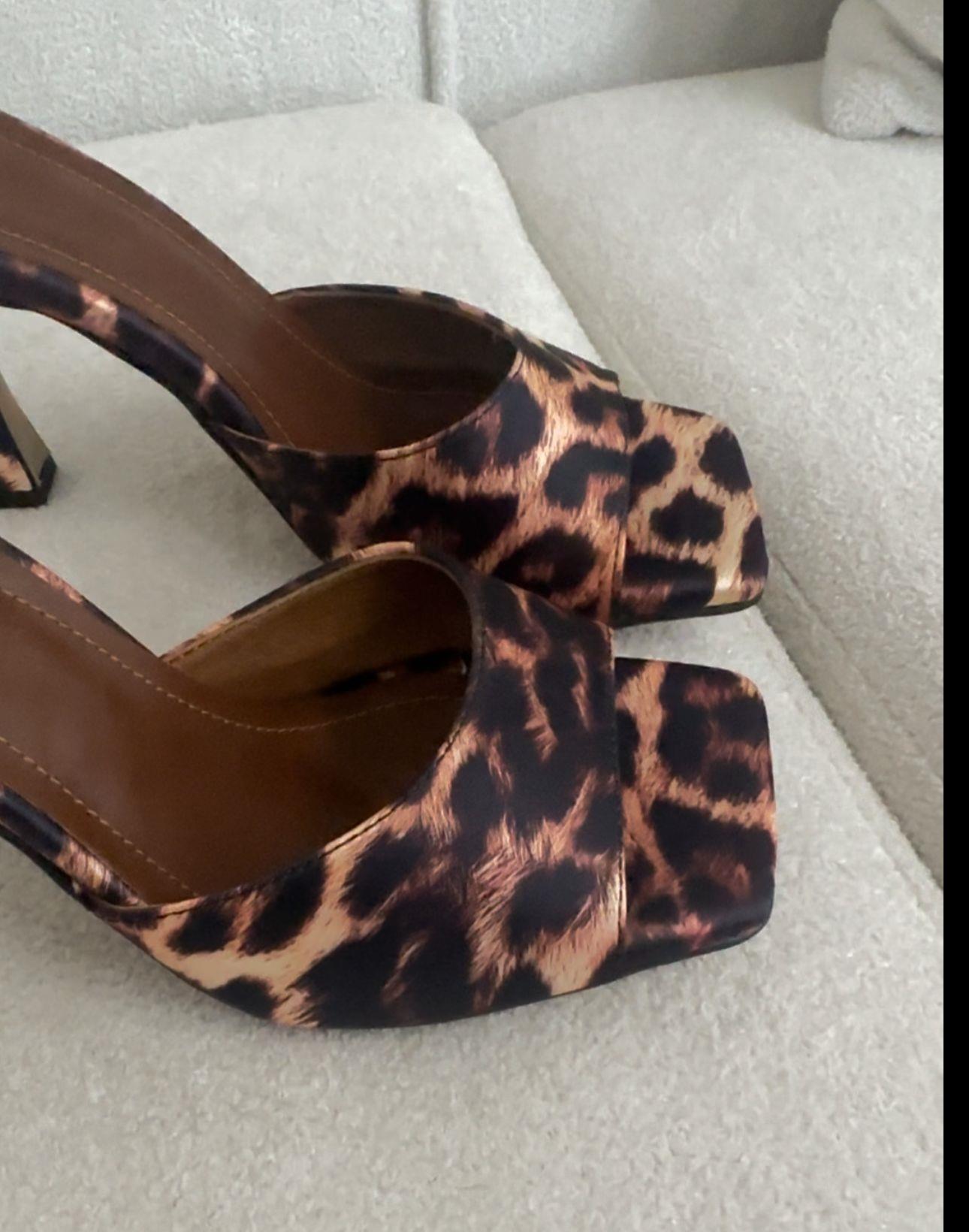 Cleo Leopar Terlik