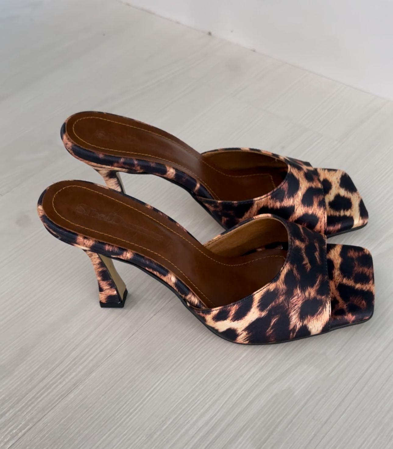 Cleo Leopar Terlik