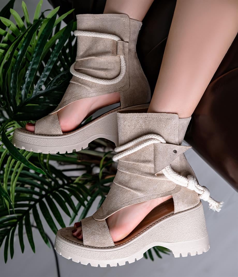 Gary Ten Süet Sandalet