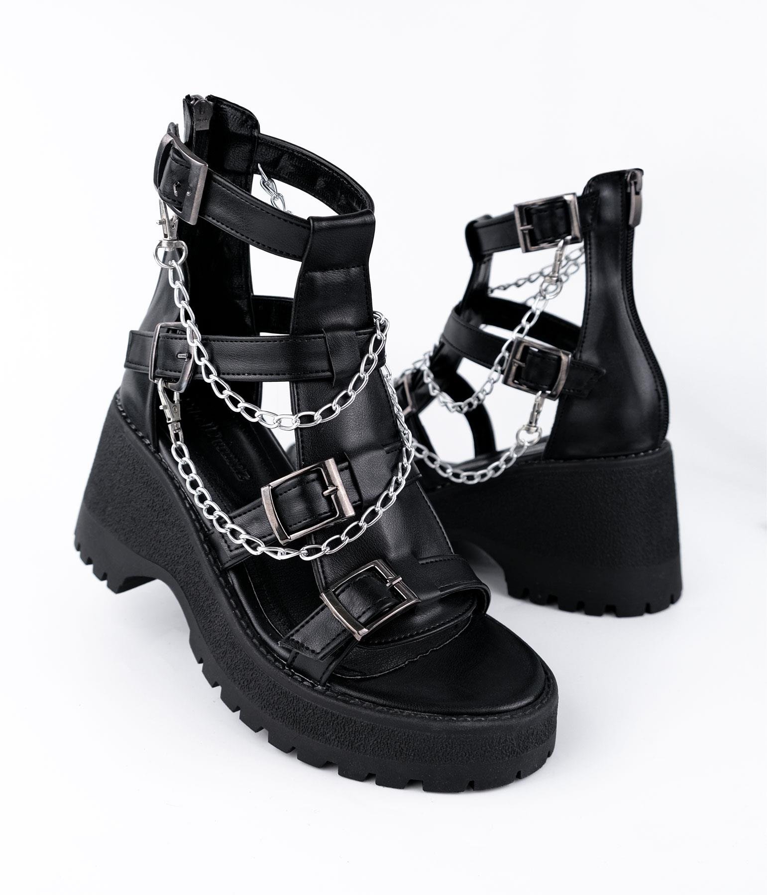 Ryle Siyah Deri Zincir Detaylı Sandalet