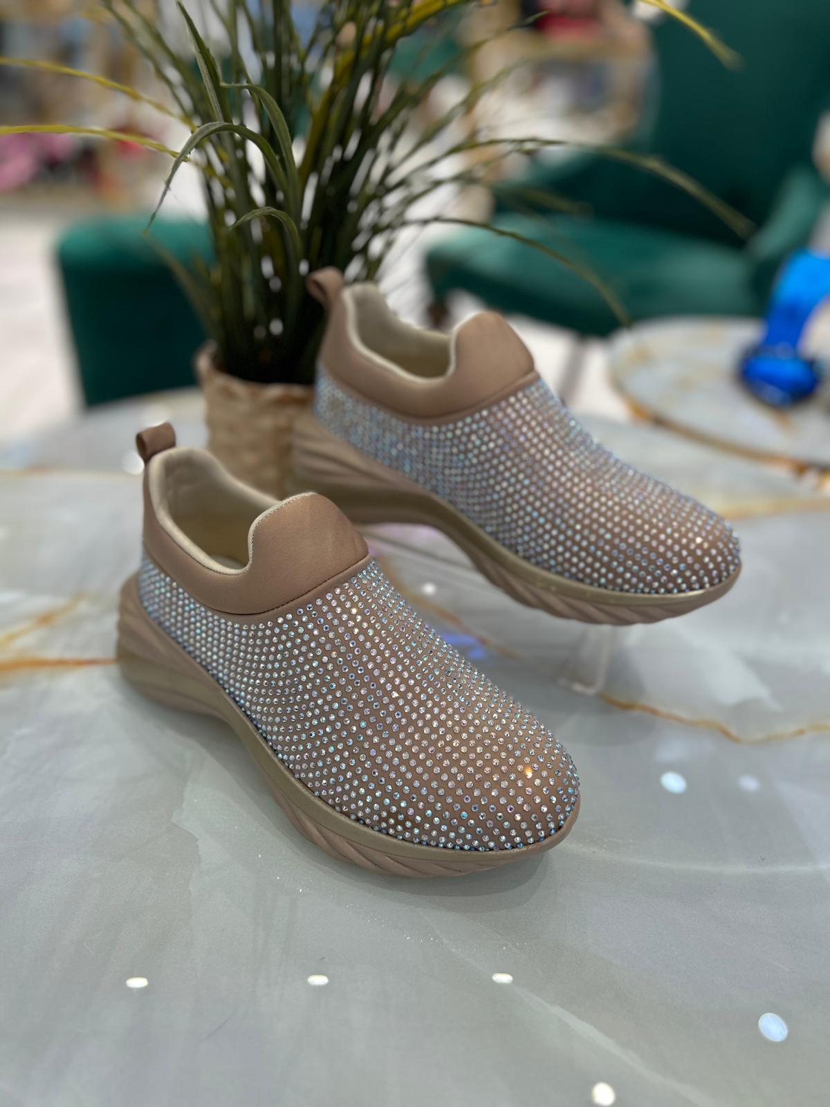 Wendy Bej Taş Detaylı Sneakers 