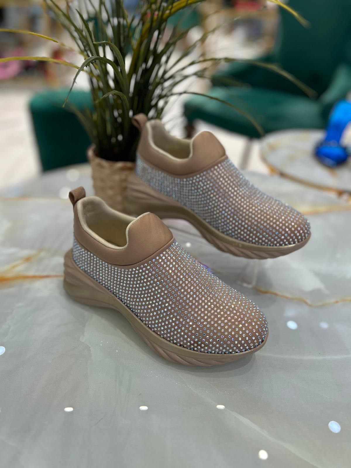Wendy Bej Taş Detaylı Sneakers 