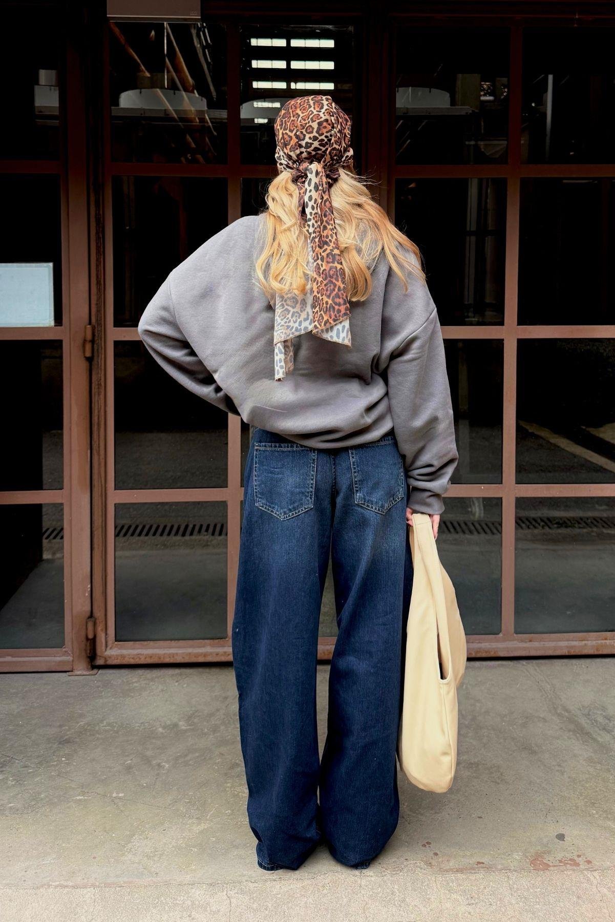 Antrasit Oversize İçi Polarli Kapüşonlu Sweatshirt