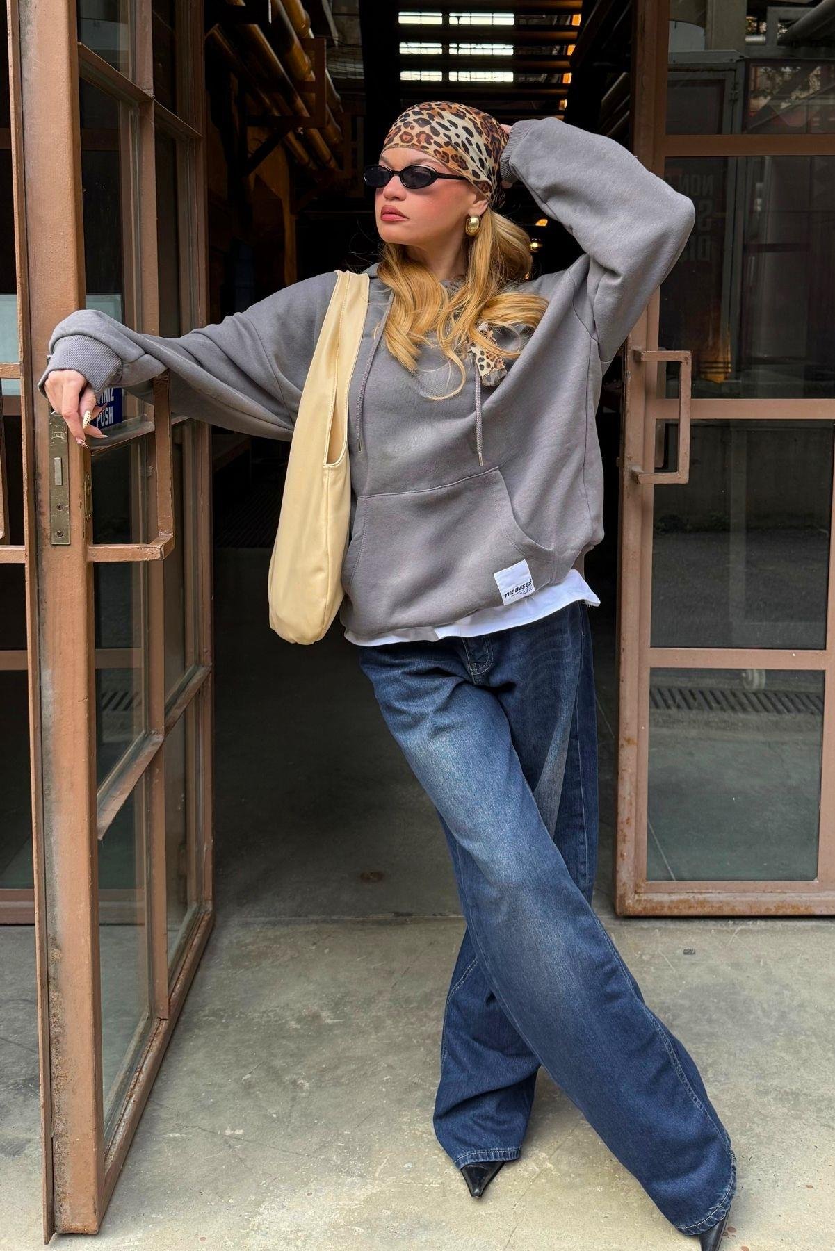 Antrasit Oversize İçi Polarli Kapüşonlu Sweatshirt