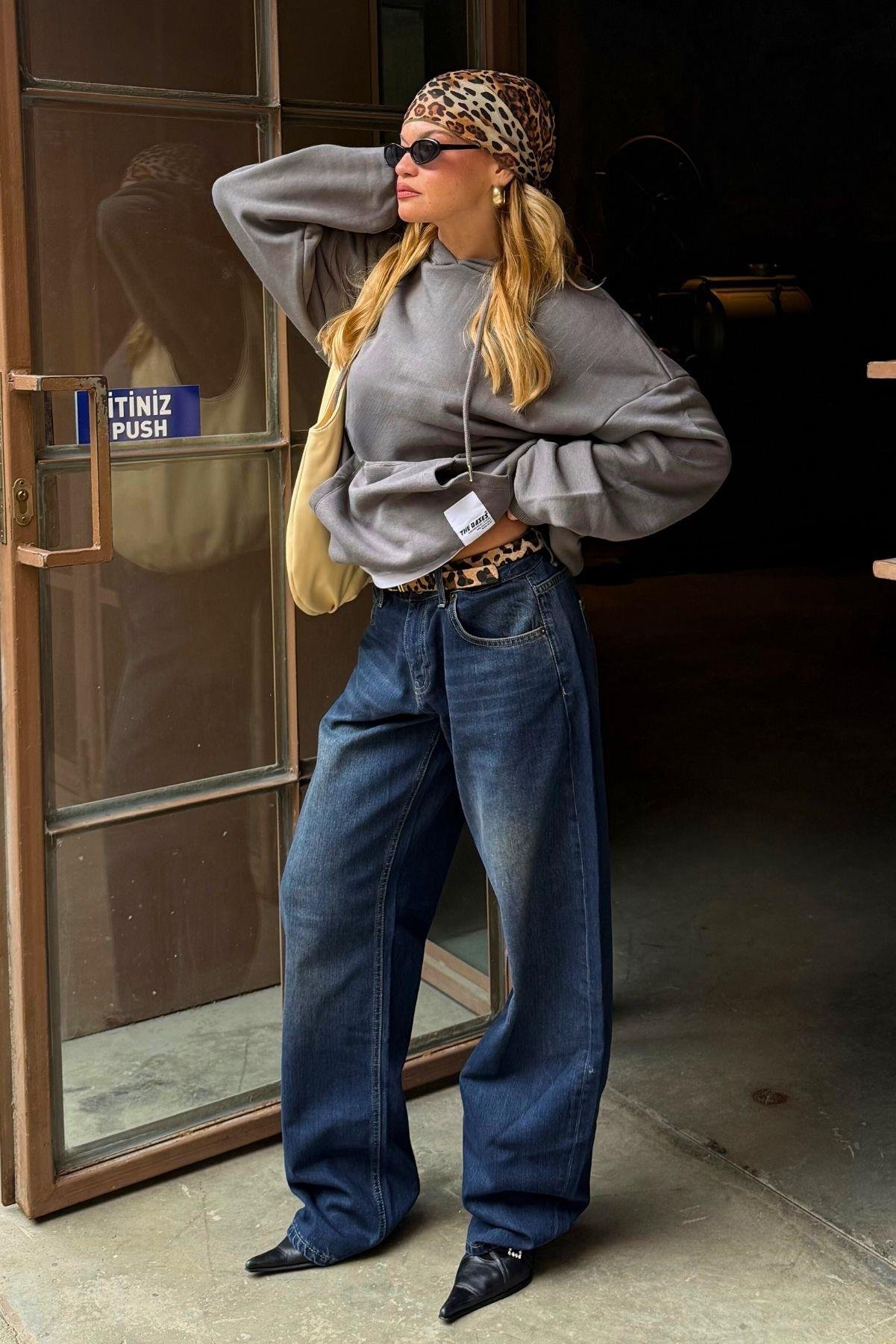 Antrasit Oversize İçi Polarli Kapüşonlu Sweatshirt