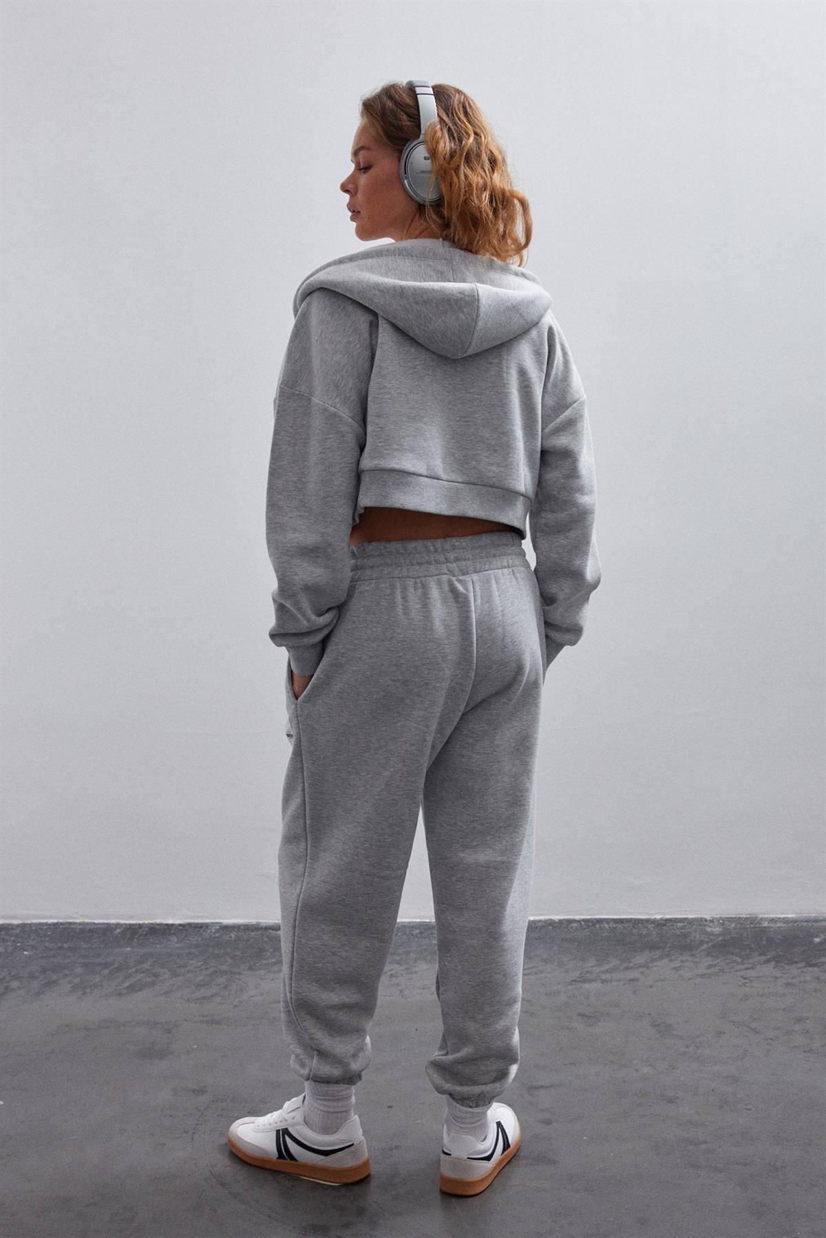 Grimelanj İçi Polarlı Fermuarlı Crop Sweatshirt