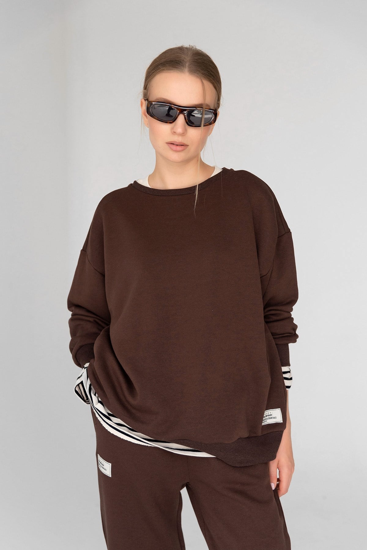 Kadın Koyu Kahverengi Basic Bisiklet Yaka Içi Polarlı Oversize Sweatshirt