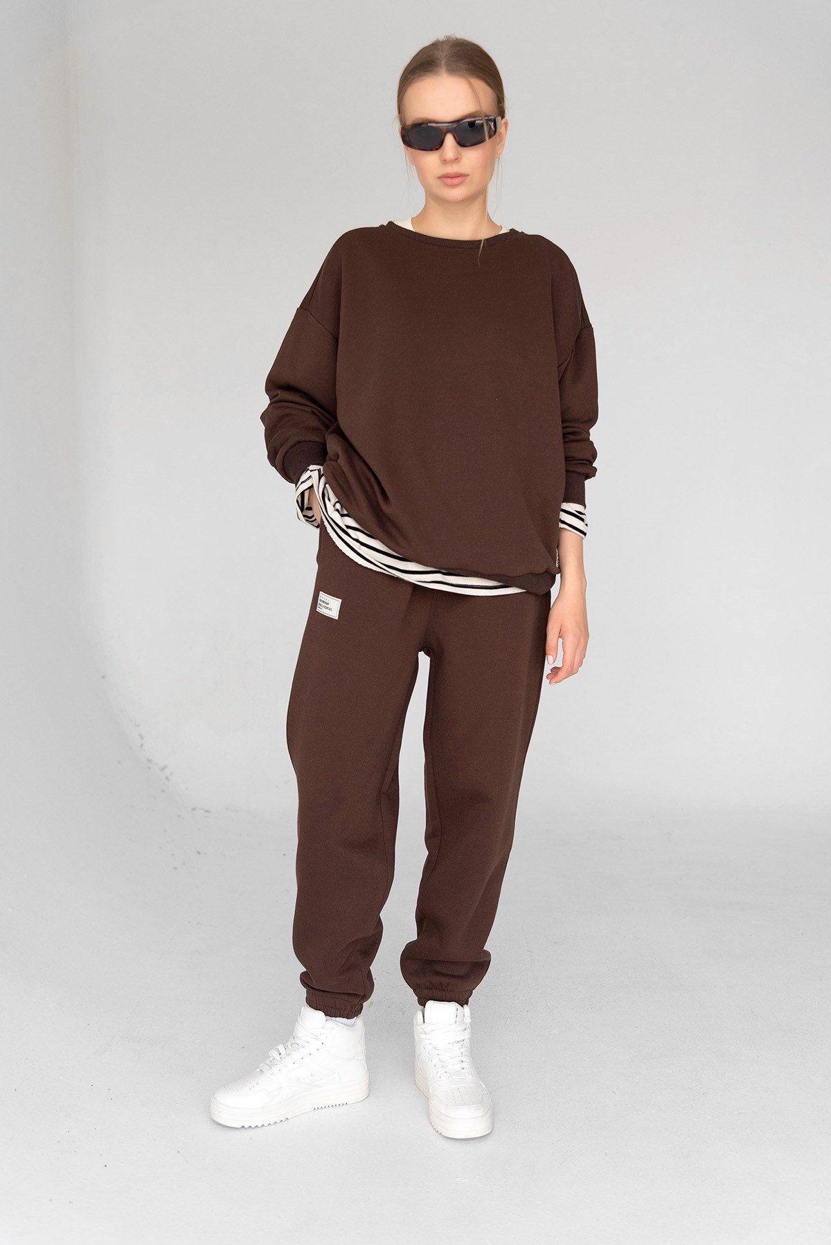 Kadın Koyu Kahverengi Basic Bisiklet Yaka Içi Polarlı Oversize Sweatshirt