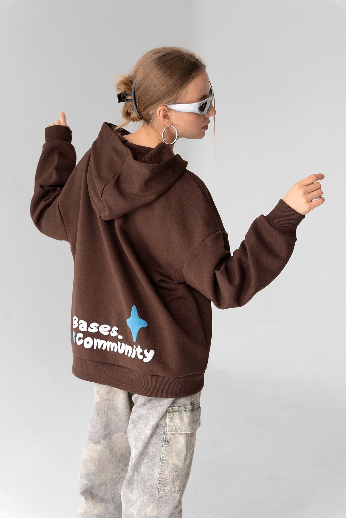 Kadın Koyu Kahverengi Sırtı Puff Baskılı Oversize Kapüşonlu Içi Polarli Sweatshirt