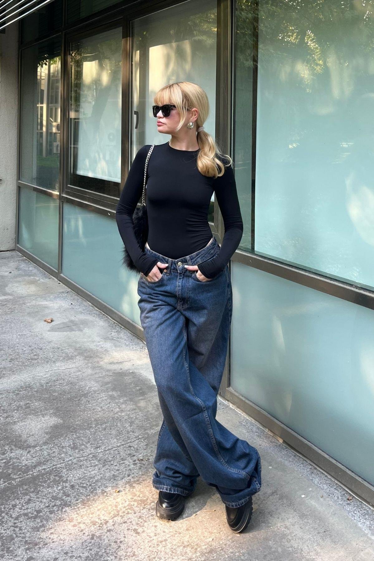 Kadın Koyu Mavi Bol Kesim Baggy Jean