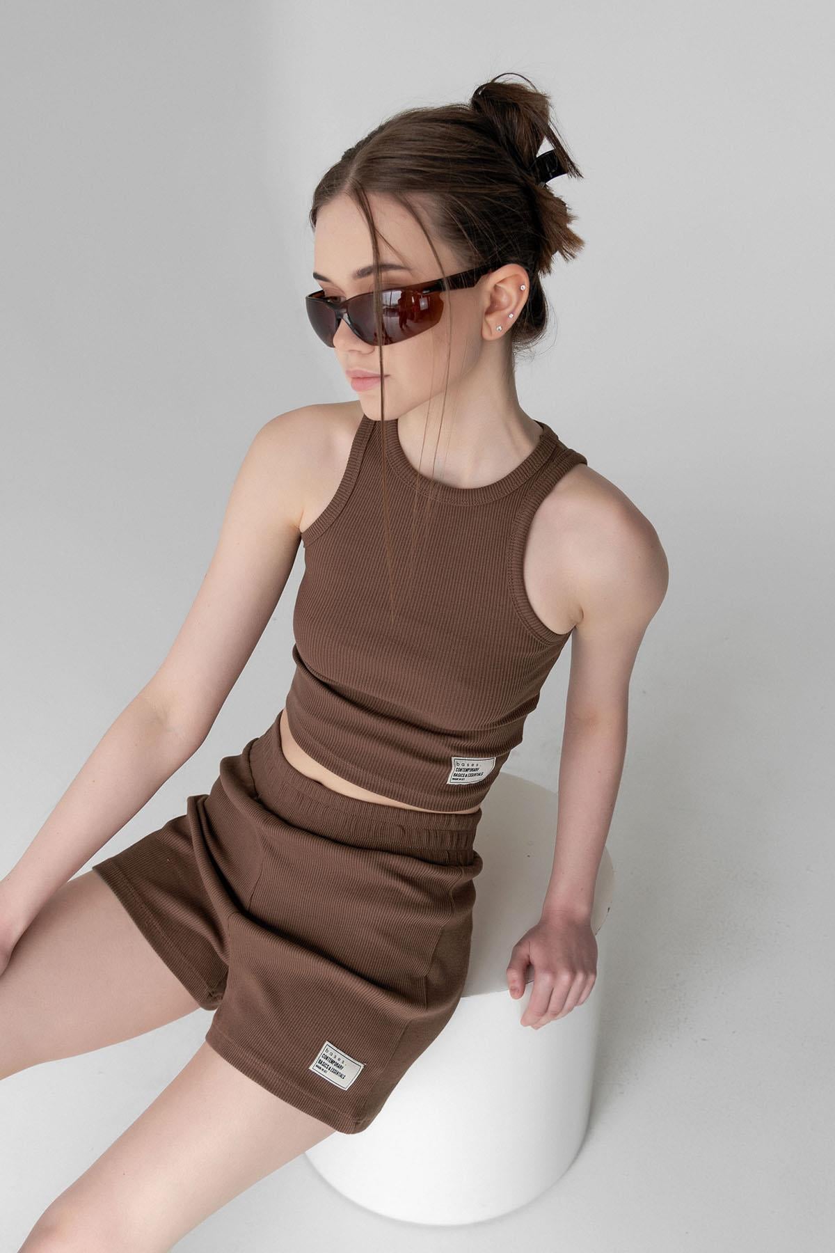 Kahverengi Halter Yaka Fitilli Crop Örme Atlet