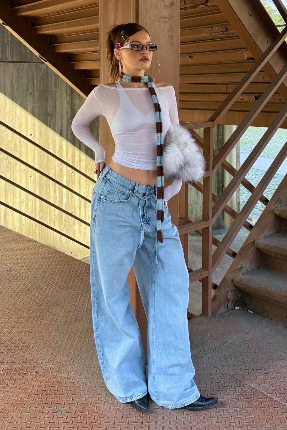 Mavi Bağcık Detaylı Geniş Paça Jean