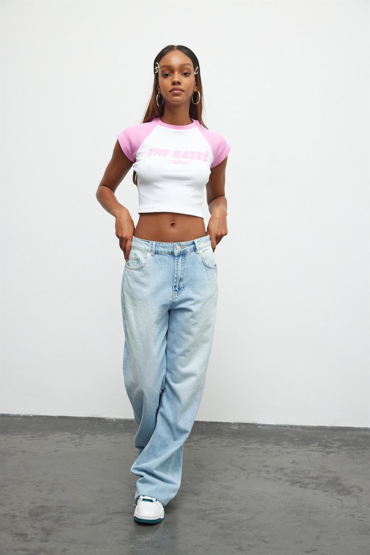 Pembe Beyaz Baskılı Reglan Kol Fitilli Crop T-shirt