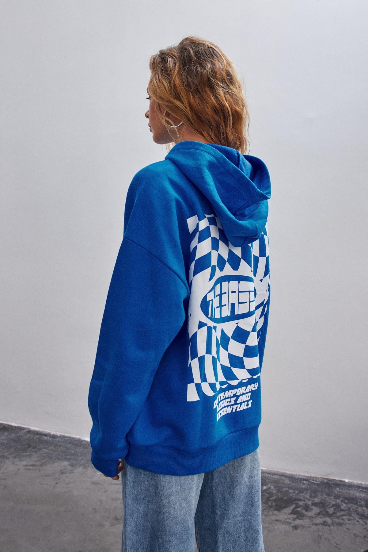 Saks Sırtı Baskılı Oversize Kapüşonlu Içi Polarli Sweatshirt