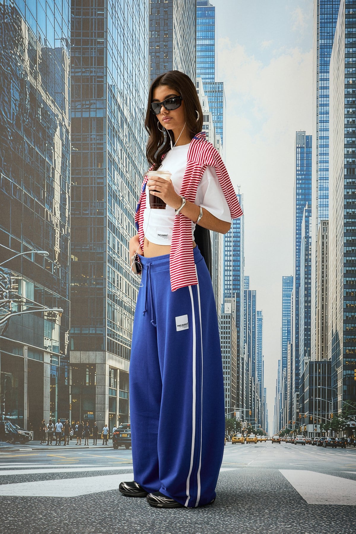 Saks Yanı Şeritli Oversize Yazlık Barrel Baggy Eşofman Altı