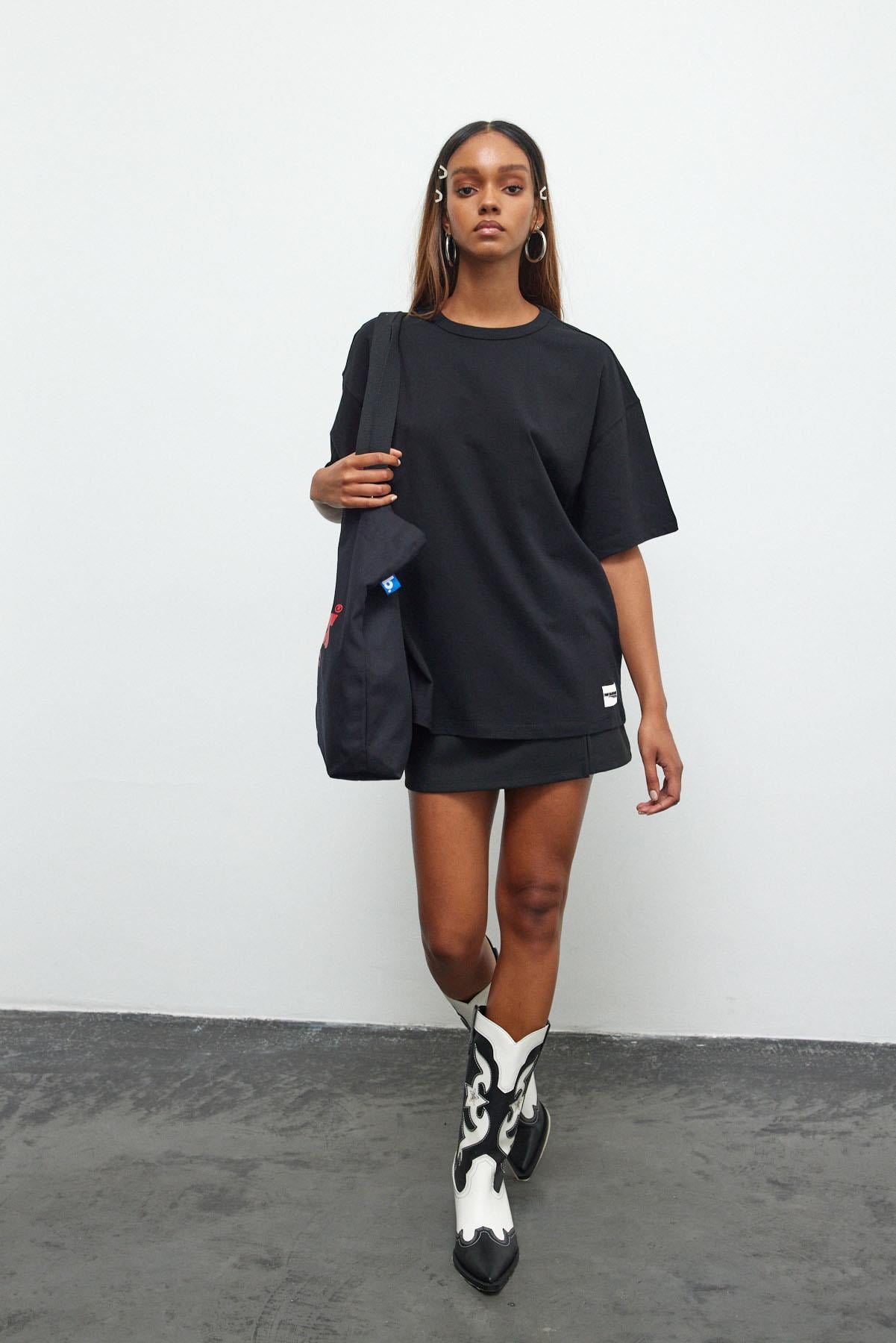 Siyah %100 Pamuk Premium Basic Kısa Kollu Oversize T-shirt