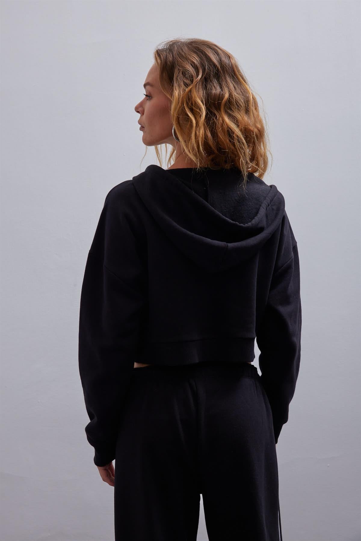 Siyah İçi Polarlı Fermuarlı Crop Sweatshirt