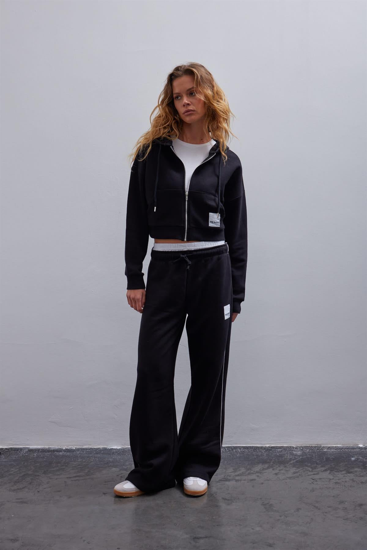 Siyah İçi Polarlı Fermuarlı Crop Sweatshirt