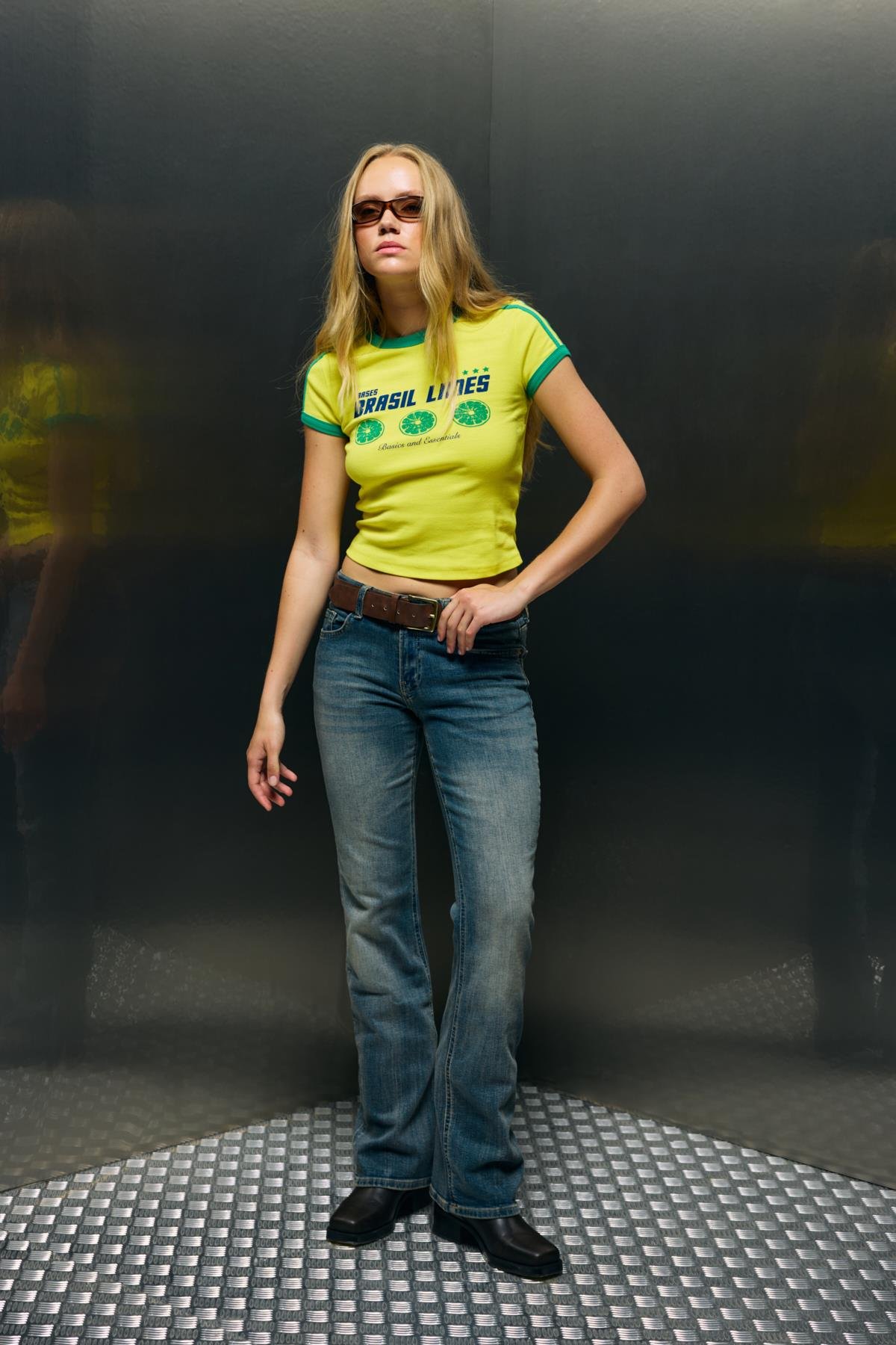 Soluk Mavi Bootcut İspanyol Paça Düşük Bel Jean