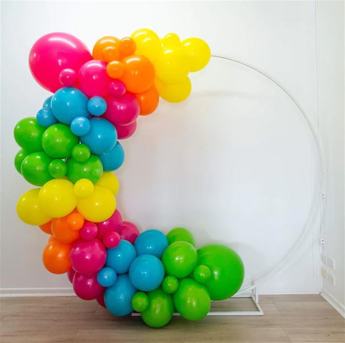 Renkli Balon Zinciri