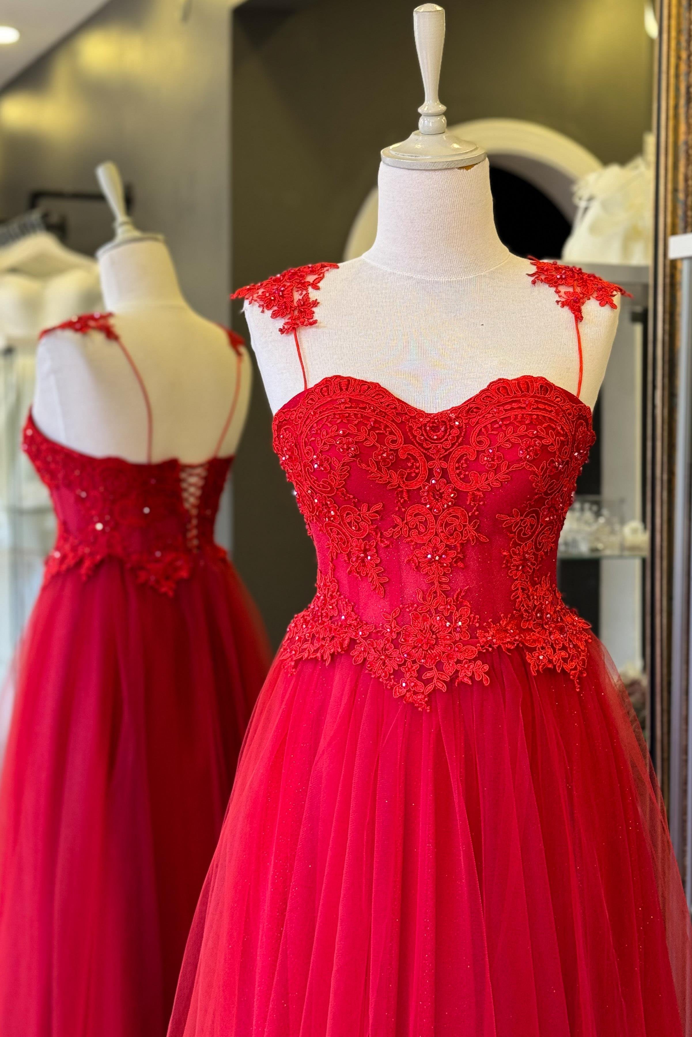 Kırmızı İşlemeli Dantel Kaplamalı Abiye Elbise