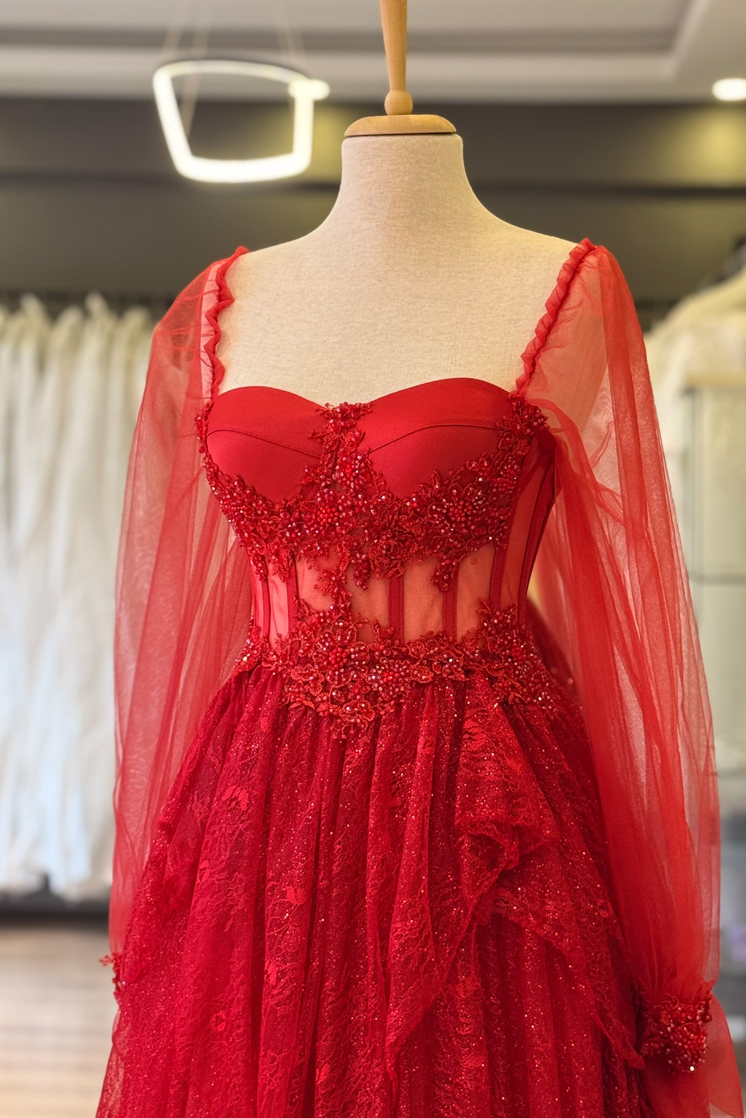 Kırmızı Simli Lez Dantel Etekli Ve İşlemeli Dantel Detaylı Abiye ve Nikah Elbisesi