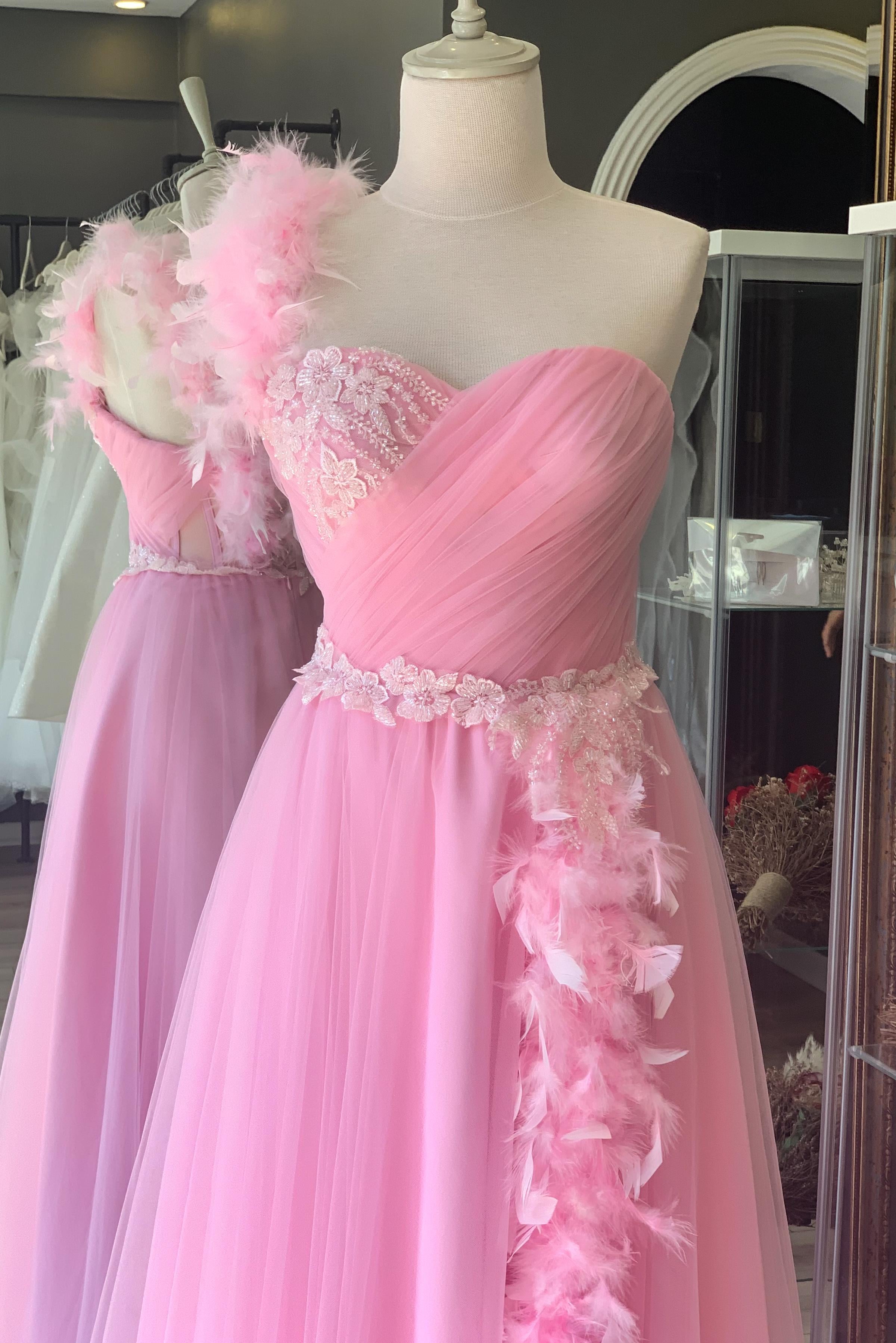 Pembe Drapeli ve Tül Detaylı Maxi Abiye ve Gece Elbisesi