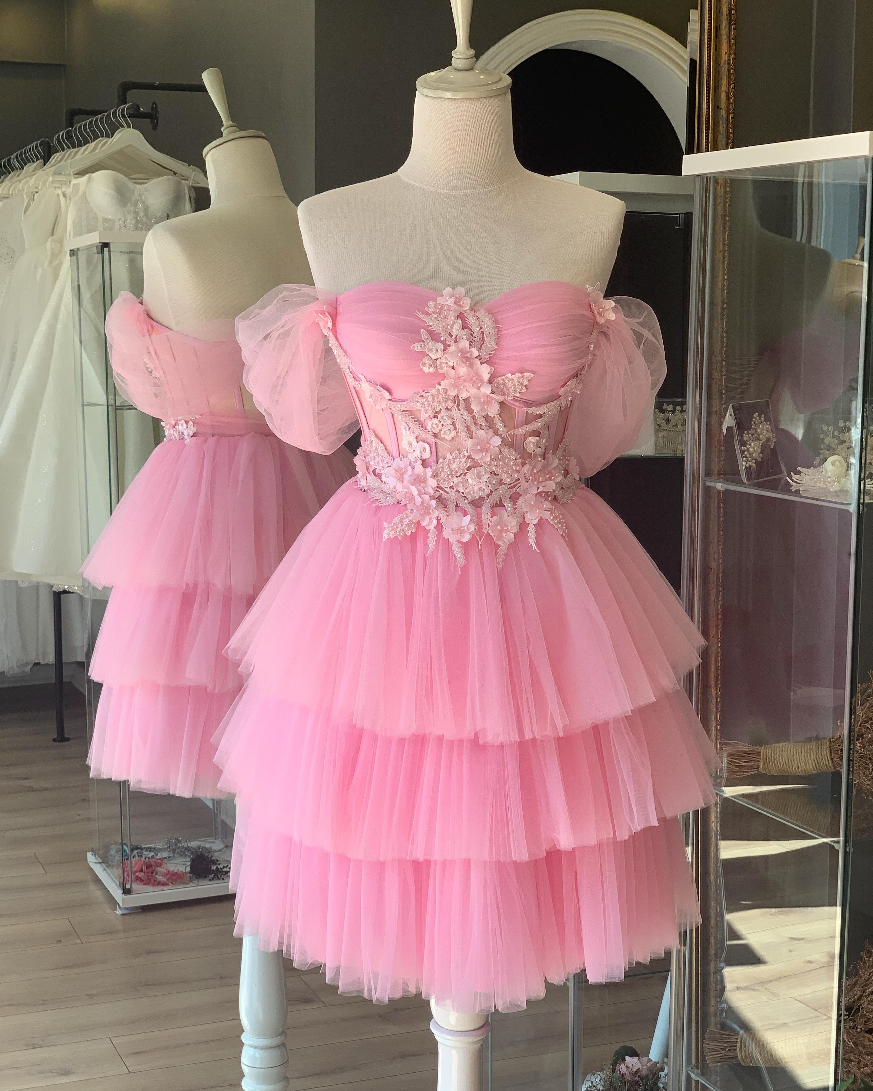 Pembe Üç Boyutlu Çiçekli Dantel Kaplı Mini Gece ve Parti Elbisesi