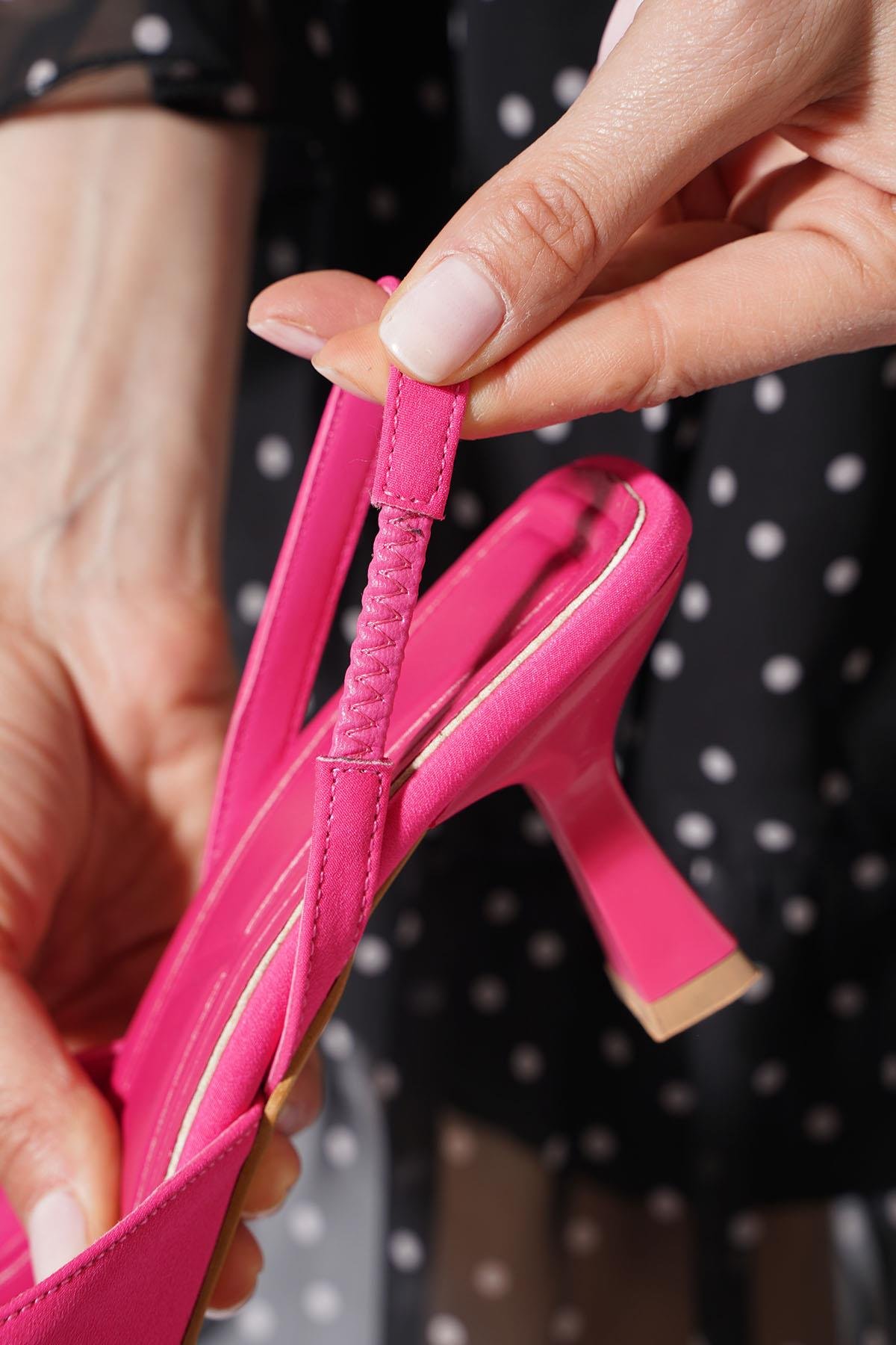 Beraf Arka Açık Sivri Lastikli Kadın Ayakkabı Fusha Zara