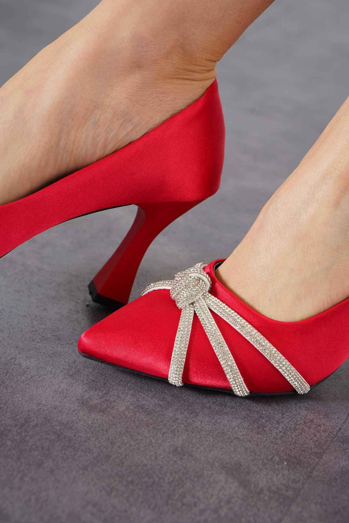 Caly Ağ Örgülü Topuklu Kadın Ayakkabı Kırmızı Saten