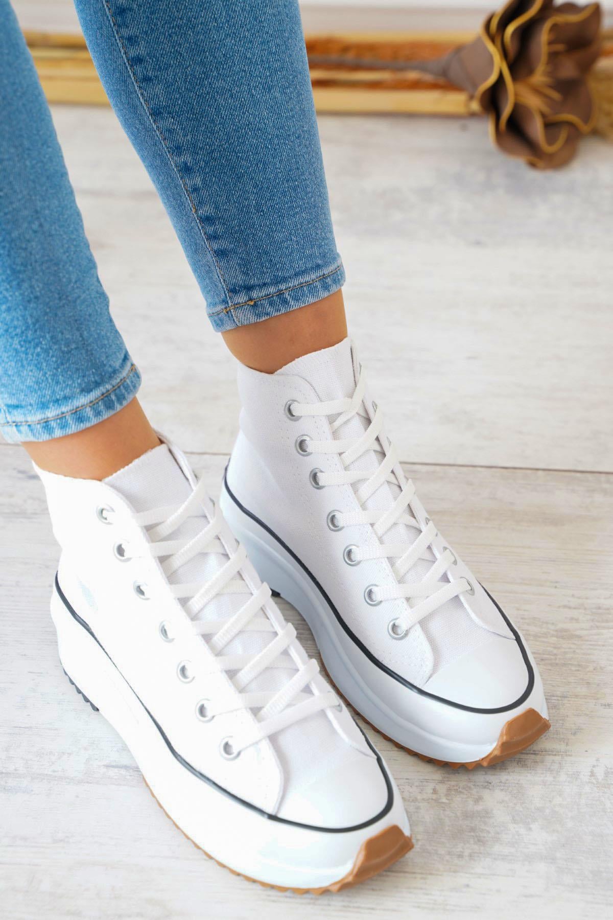 Converse Uzun Kadın Spor Ayakkabı Beyaz