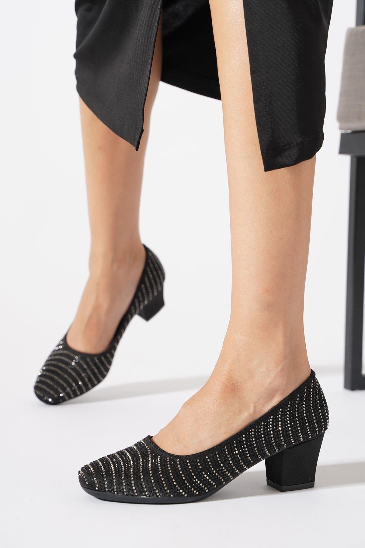 Deltey Komple Taş Baskı  Kadın Topuklu Ayakkabı Siyah Saten