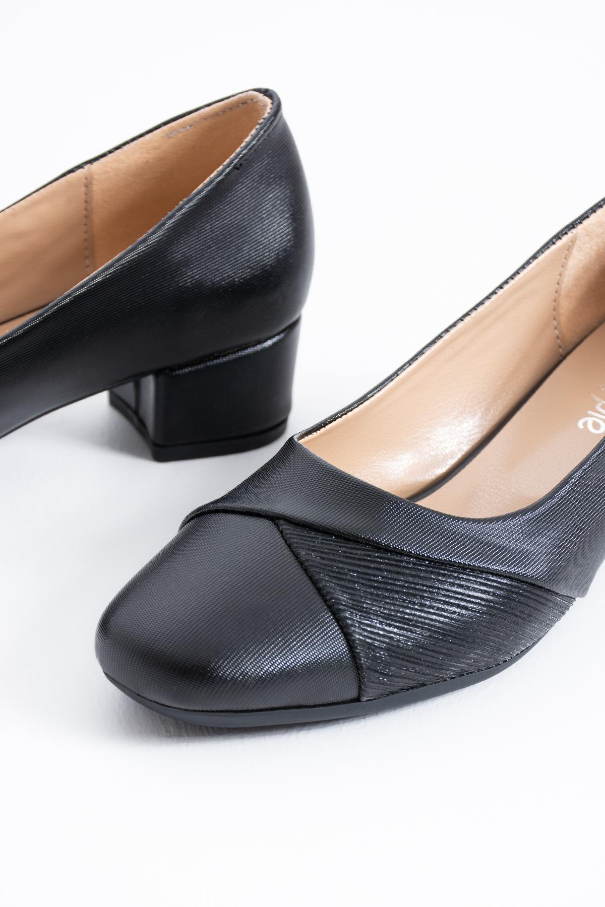 Faceus Alçak Ökçe  Yan Garnili Kadın Topuklu Ayakkabı Siyah Saten
