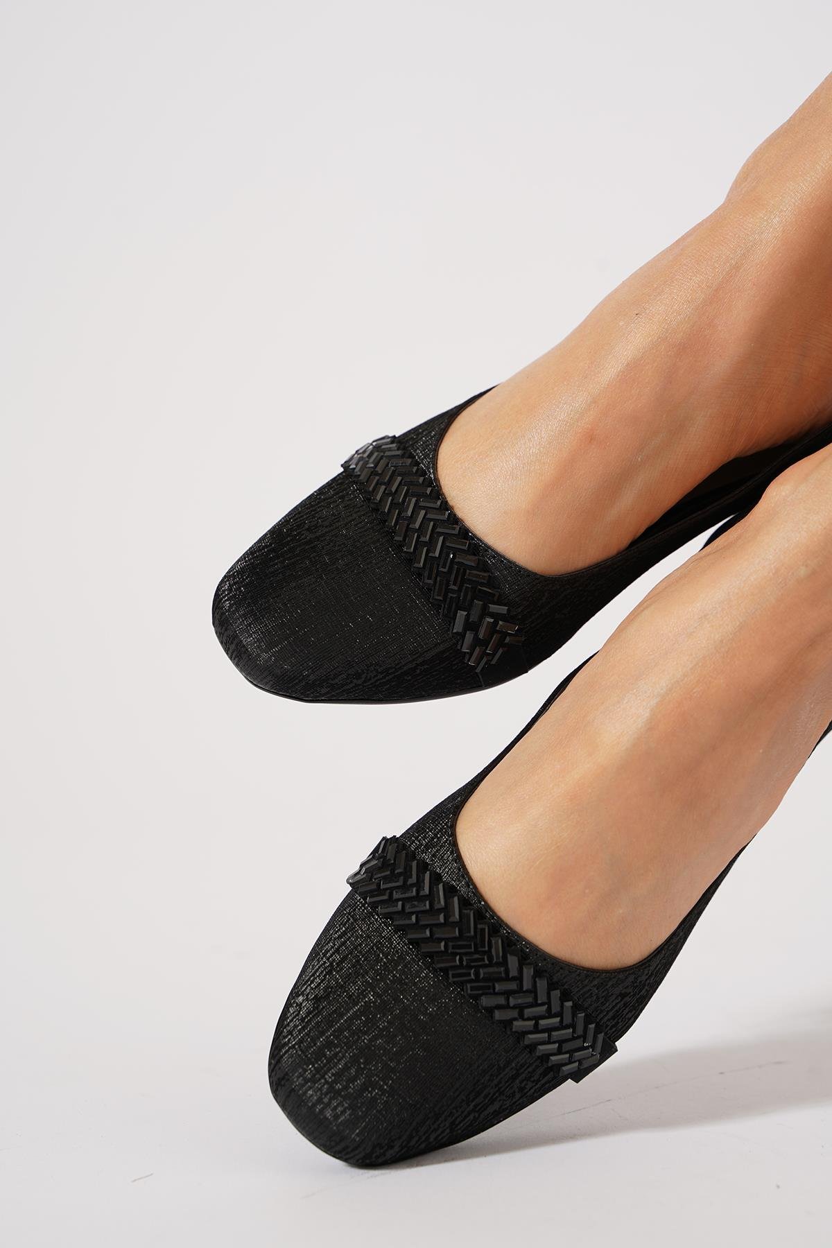 Kalues Bant Taşlı Kadın Topuklu Ayakkabı Siyah Sim